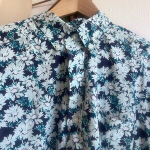 Floral Blue and White Men's Ariat Shirt